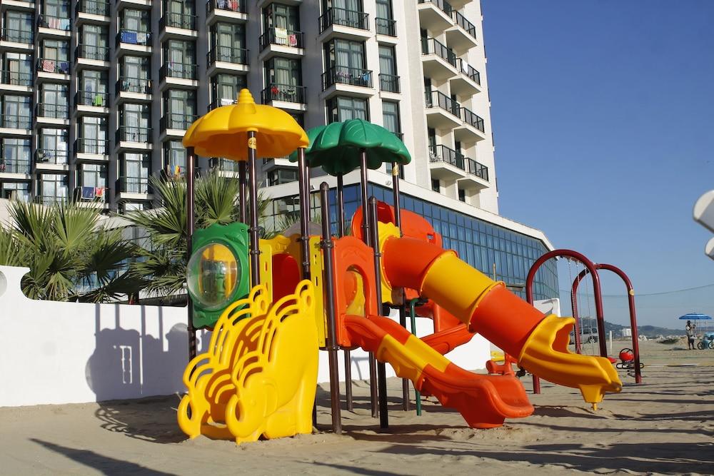 Club Esse Mediterraneo Montesilvano Marina Exterior foto