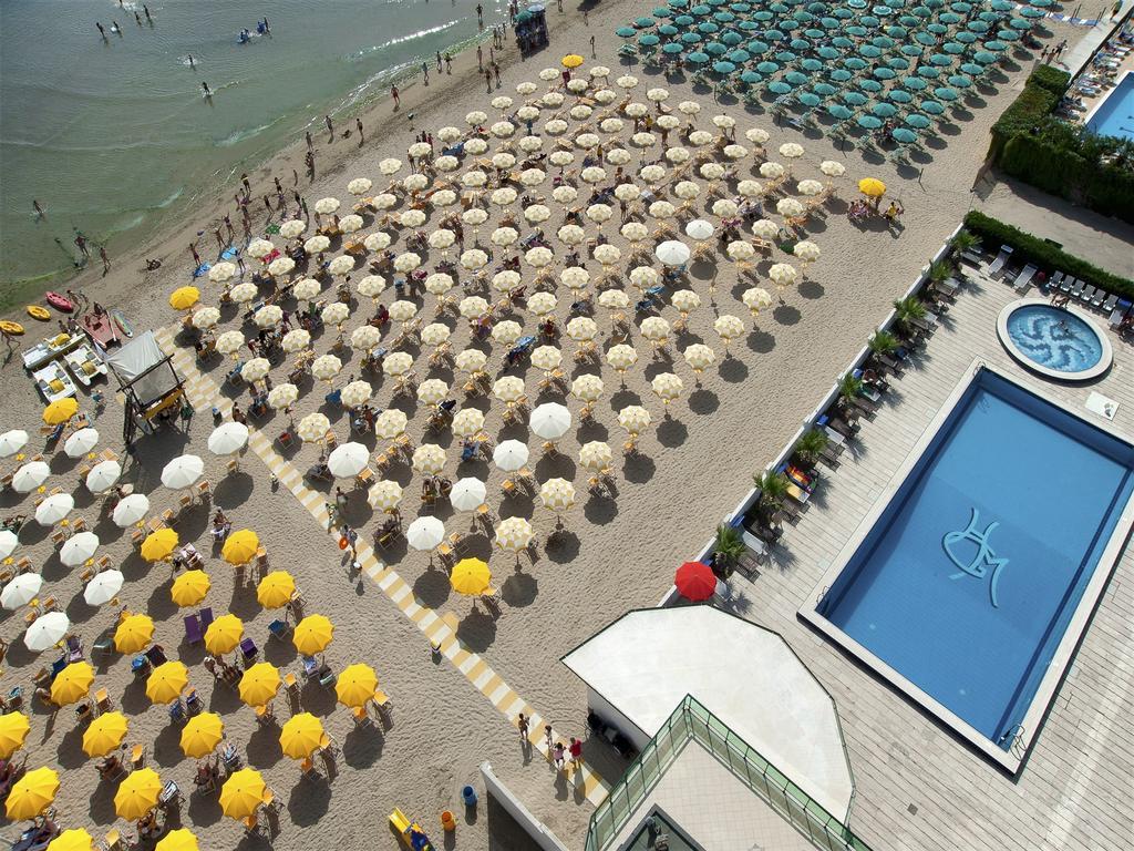 Club Esse Mediterraneo Montesilvano Marina Exterior foto